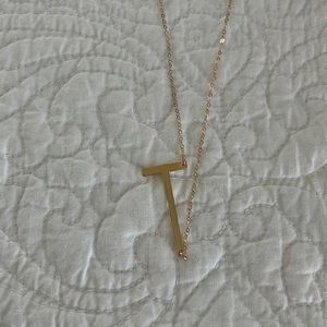 T initial necklace, new